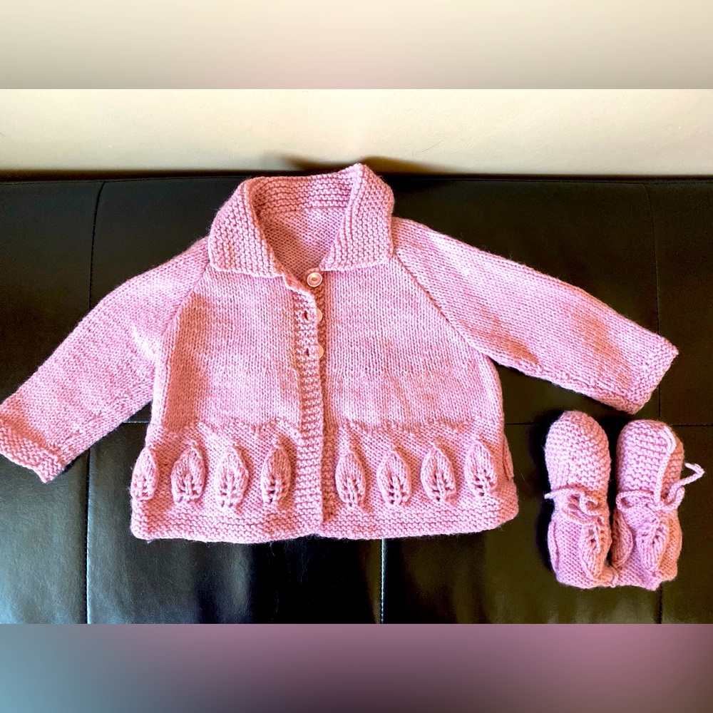 Handknit set size 3-6m